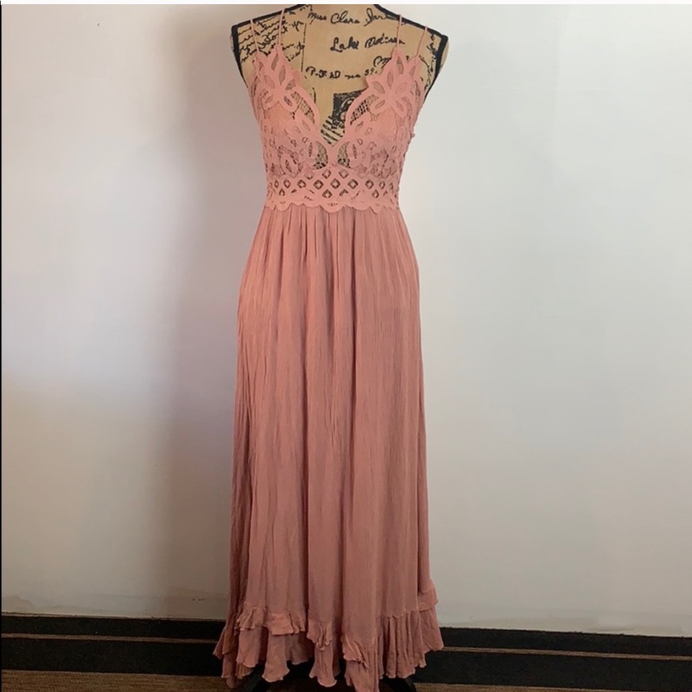 Free People One NWT Adelia Maxi Dress Rose Color